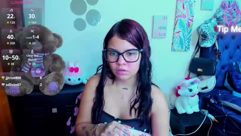 emma_boo_ online show from January 31, 7:11 pm