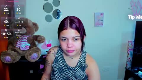 emma_boo_ online show from April 4, 4:48 pm