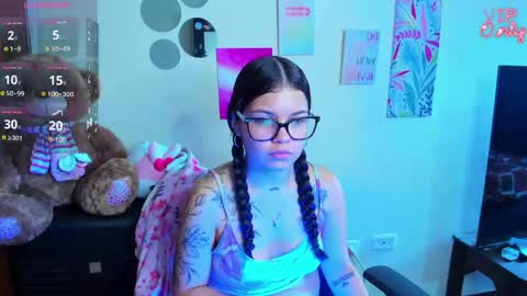 emma_boo_ online show from June 3, 2:44 pm