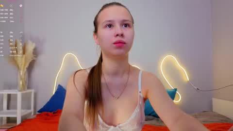 Emma online show from March 14, 1:34 am