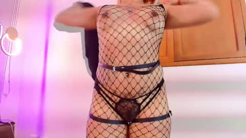 EMMA  online show from November 29, 10:24 pm