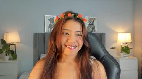 Emma online show from November 2, 12:07 pm