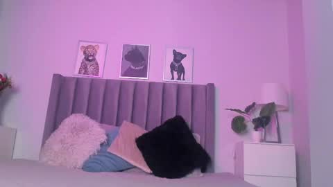 Emma online show from April 2, 7:44 pm