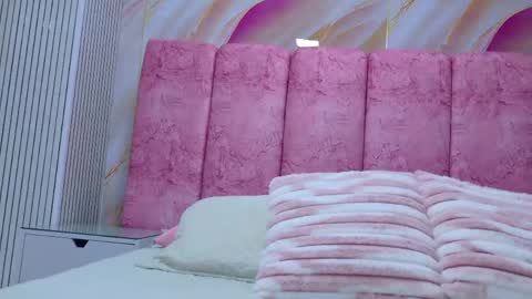 Emma online show from March 31, 3:08 am