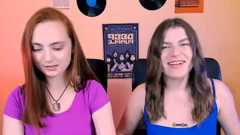 emma_dark_ online show from June 24, 8:46 am
