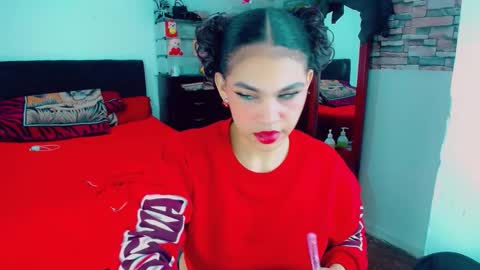 emma online show from March 15, 2:06 am