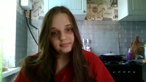 emma_emmochka online show from April 22, 8:17 am