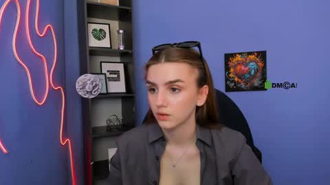 Emma online show from April 15, 11:06 am