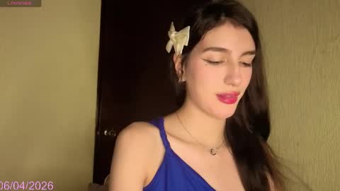 Emma 3 online show from April 11, 1:10 am