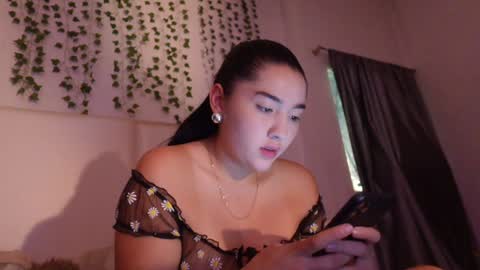 Snapshot of emma_johnson_ chatting on October 1, 2:50 am emma_johnson_ online show from October 1, 2:50 am