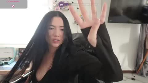 Snapshot of emma_johnson_ chatting on July 1, 3:56 pm emma_johnson_ online show from July 1, 3:56 pm