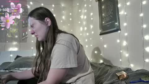 emma_just online show from April 13, 8:09 am