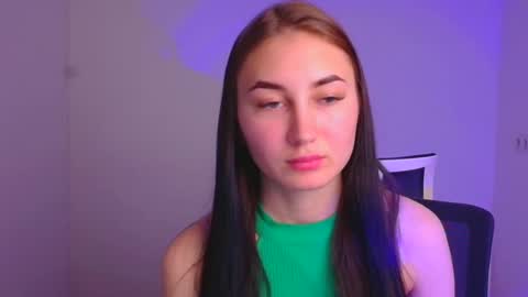 Emma online show from December 25, 9:24 am