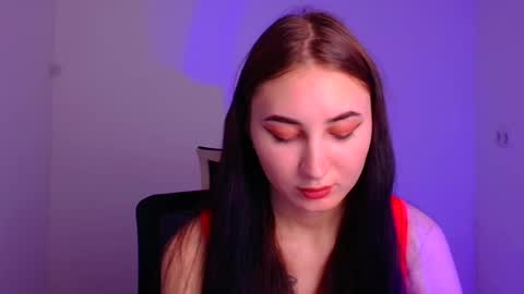 Emma online show from January 9, 3:44 pm