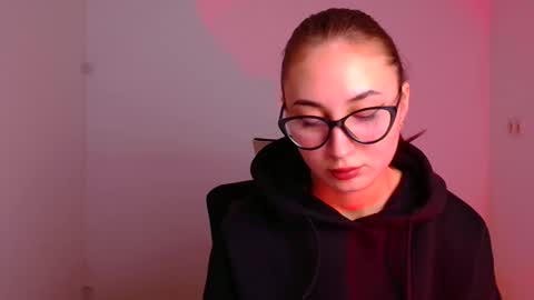 Emma online show from January 10, 9:34 am