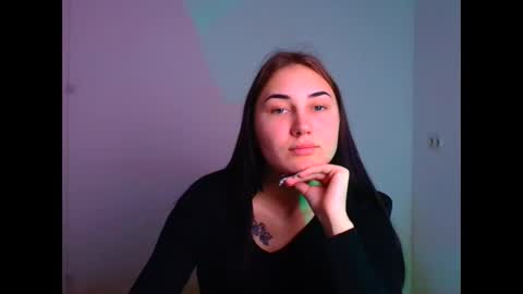 Emma online show from January 27, 9:02 am