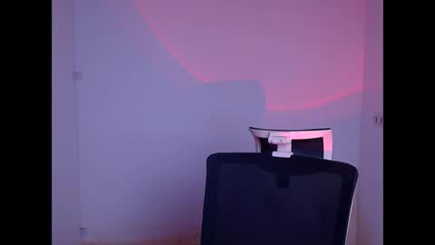 Emma online show from February 2, 8:46 am