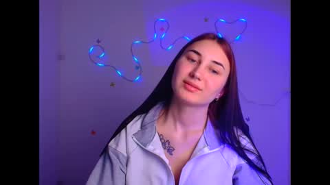 Emma online show from March 3, 6:33 pm