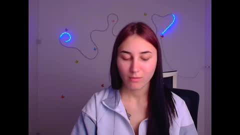 Emma online show from March 4, 12:39 am