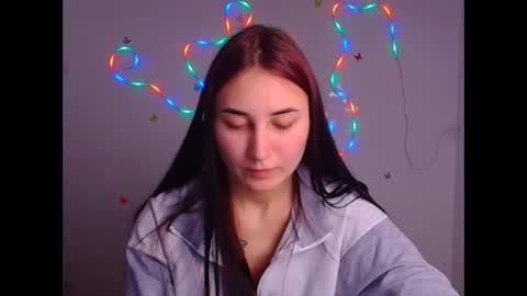 Emma online show from March 4, 4:30 pm