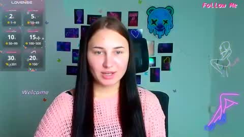 Emma online show from December 3, 12:47 pm