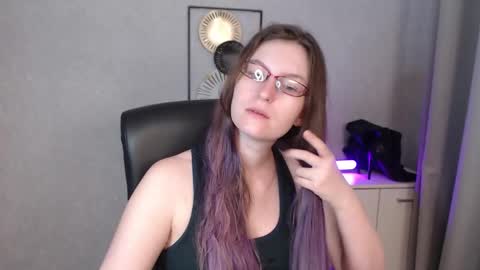 emma online show from September 11, 5:29 am