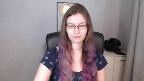 emma online show from September 16, 5:19 am