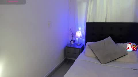 Im Emma online show from January 17, 7:06 pm