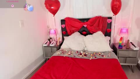 Im Emma online show from February 14, 7:10 pm