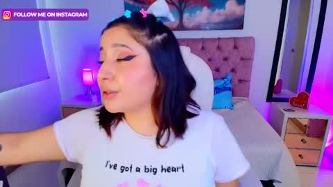 Snapshot of emma_monserratt chatting on November 3, 6:20 pm Emma Monserratt online show from November 3, 6:20 pm