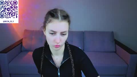 Emma Myer online show from April 20, 1:41 am