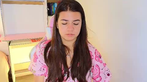 Emma online show from July 15, 11:04 am