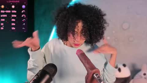 Snapshot of emma_nakamura chatting on September 19, 10:27 am online show from September 19, 10:27 am