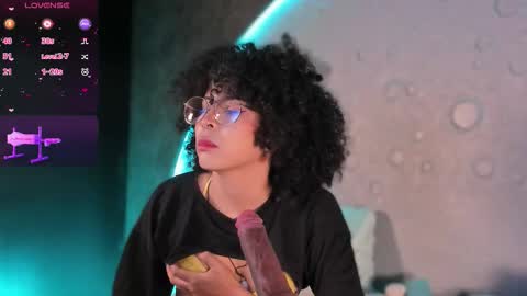 Snapshot of emma_nakamura chatting on September 24, 10:29 am online show from September 24, 10:29 am