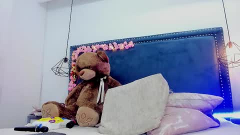 emma_saylor online show from February 1, 6:50 pm