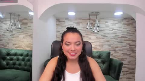 Emma online show from May 21, 4:03 pm