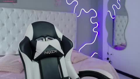 emma_visconti online show from September 24, 12:41 pm