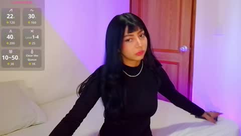 Snapshot of emma_web_ chatting on October 24, 11:39 am Emma web online show from October 24, 11:39 am