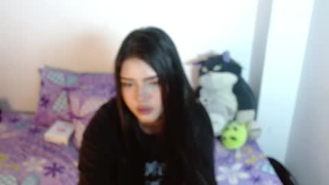 emma online show from November 29, 10:24 pm