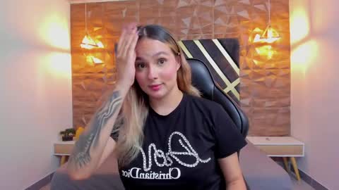 EMMA online show from April 10, 5:17 pm