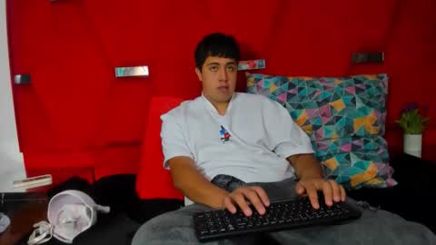 EmmaAndDemon online show from February 3, 6:24 pm