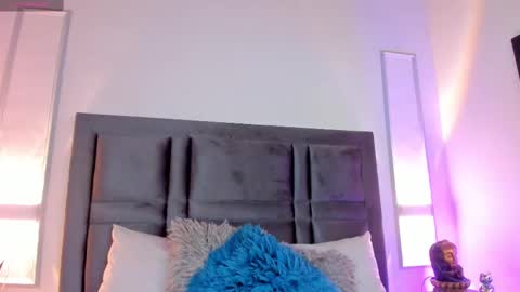 emma becket online show from February 17, 3:47 am