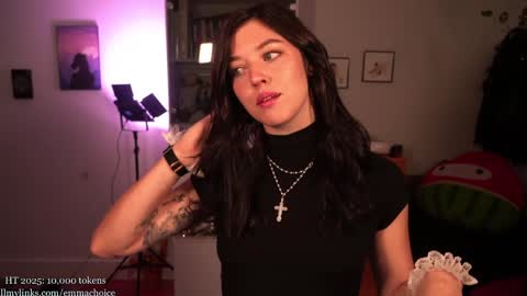 Snapshot of emmachoice chatting on November 20, 10:42 pm emmachoice online show from November 20, 10:42 pm