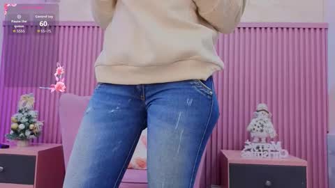 emma cortez online show from December 18, 11:49 am