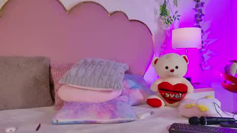 Welcome Im yosein  Your love is my passion activate it with your tips and enjoy with me online show from June 22, 11:13 pm