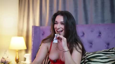  Emma  online show from December 18, 7:31 pm