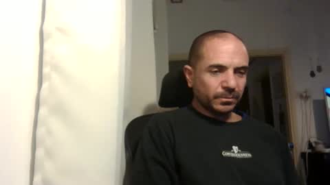 Ariel online show from December 21, 9:00 pm