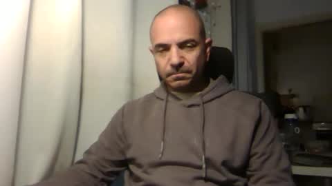 Ariel online show from April 5, 3:58 am