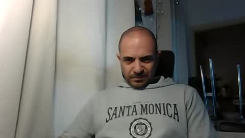 Ariel online show from April 7, 6:36 am