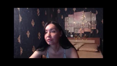 EmmaGoldX online show from October 19, 7:20 am